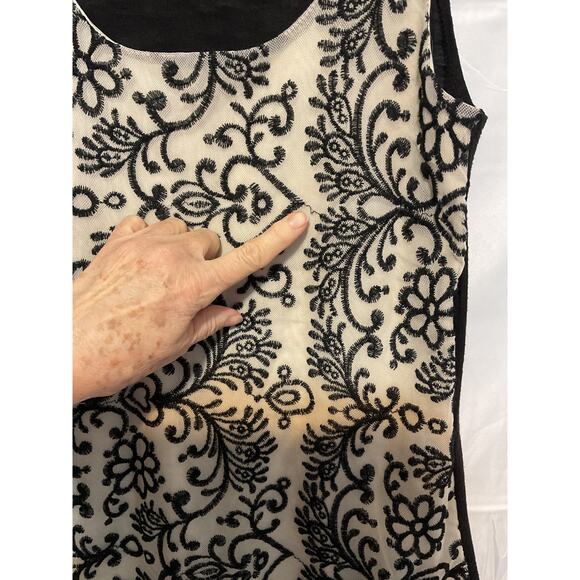 Maurice’s Size Small Sleeveless Shell Tank Beige Black - Picture 4 of 7